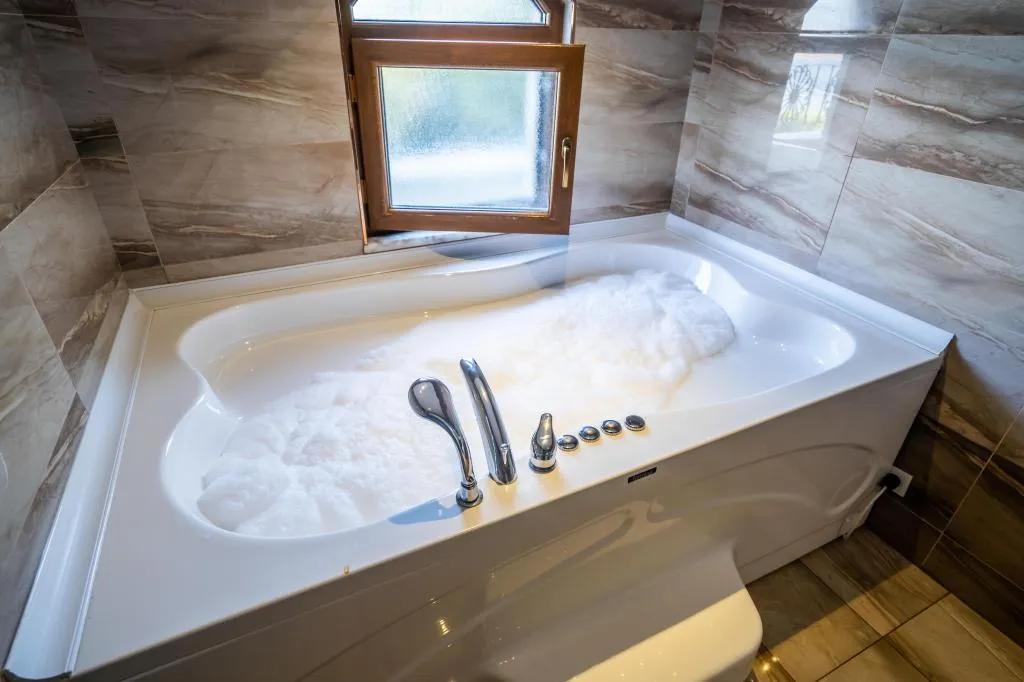 Suite,Deniz Manzaralı,Jakuzili