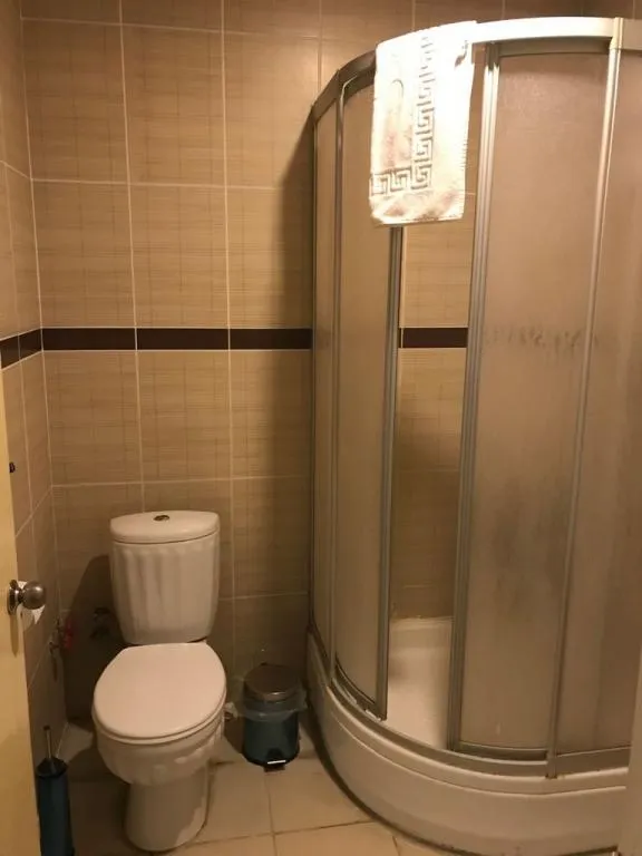 Triple,Şehir Manzaralı