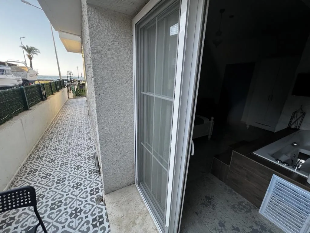 Executive Suite,Deniz Manzaralı,Jakuzili