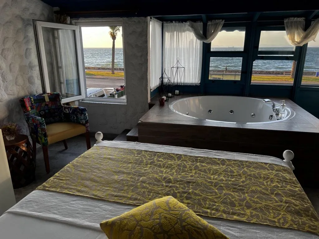 Executive Suite,Deniz Manzaralı,Jakuzili