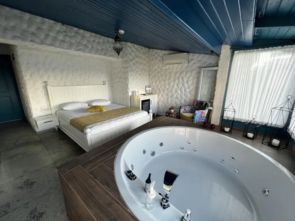Executive Suite,Deniz Manzaralı,Jakuzili