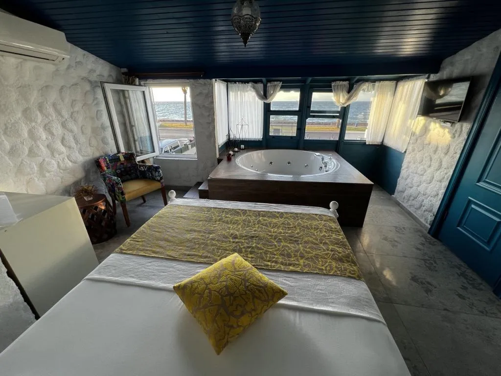 Executive Suite,Deniz Manzaralı,Jakuzili