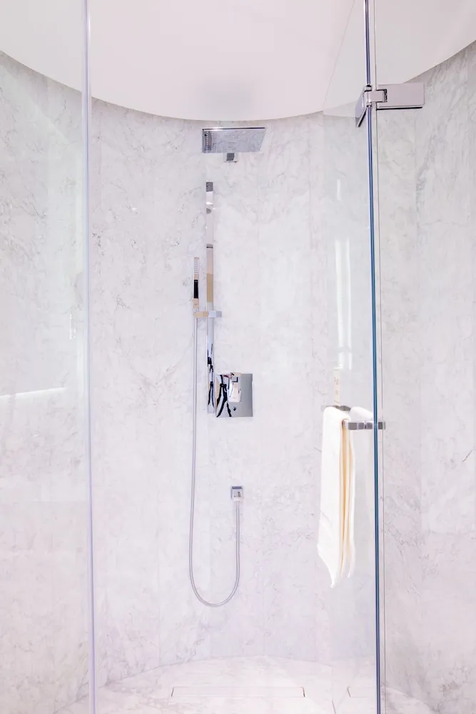 Çatı Katı Süiti (Penthouse)