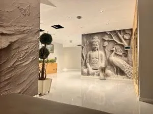 Double Bond Hotel