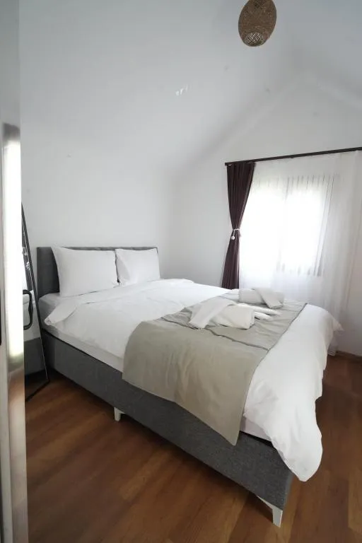 Bungalow,Bahçe Manzaralı,Mutfaklı
