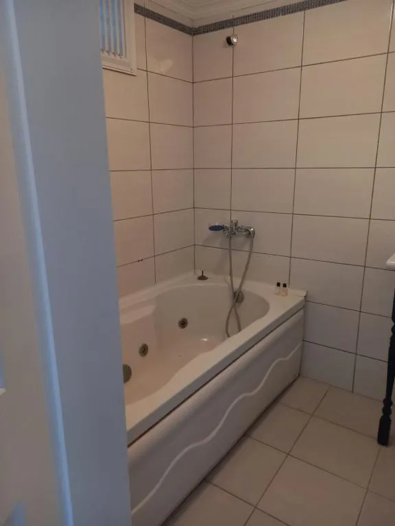Standart Oda,Jakuzili