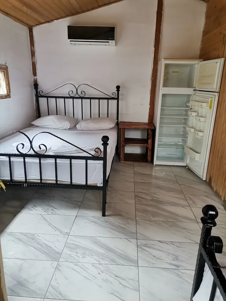 Bungalov, 1 Çift Kişilik Yatak