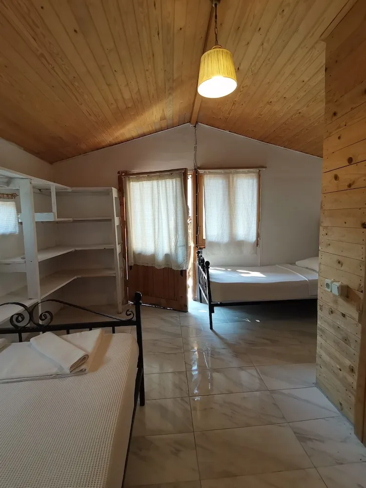 Bungalov, 1 Çift Kişilik Yatak