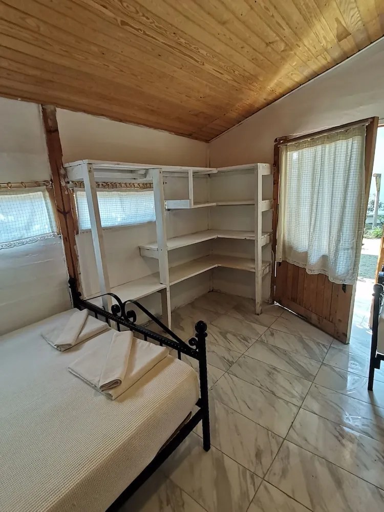 Bungalov, 1 Çift Kişilik Yatak