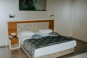 Tella Otel