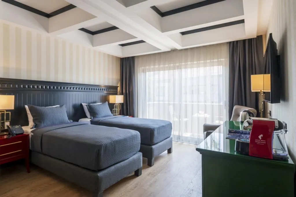 Superior Twin Suite