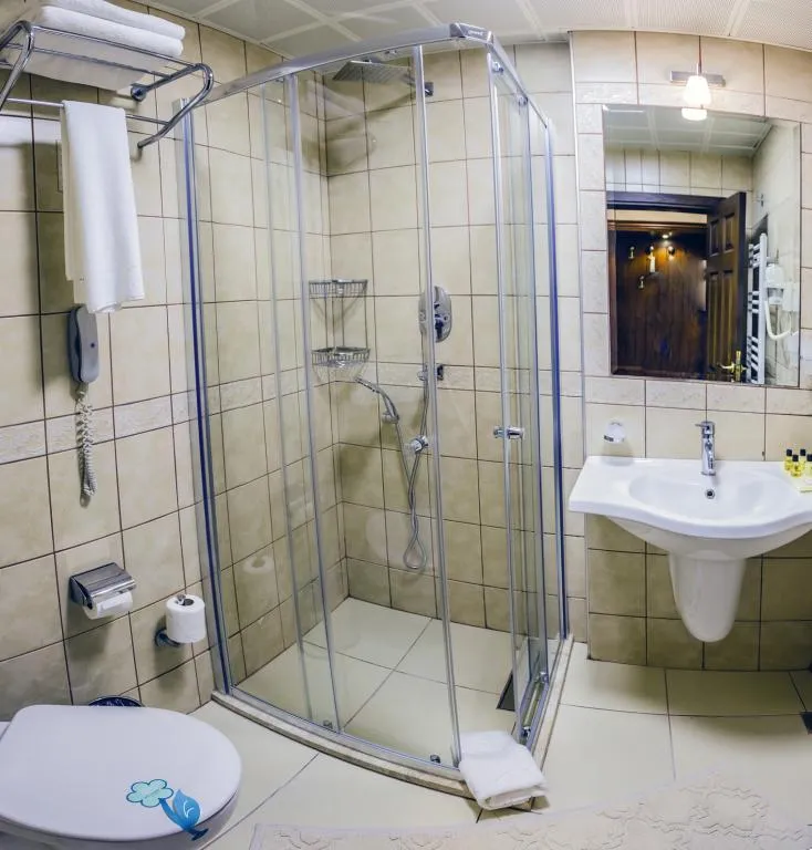 Suite,Deniz ve Bahçe Manzaralı