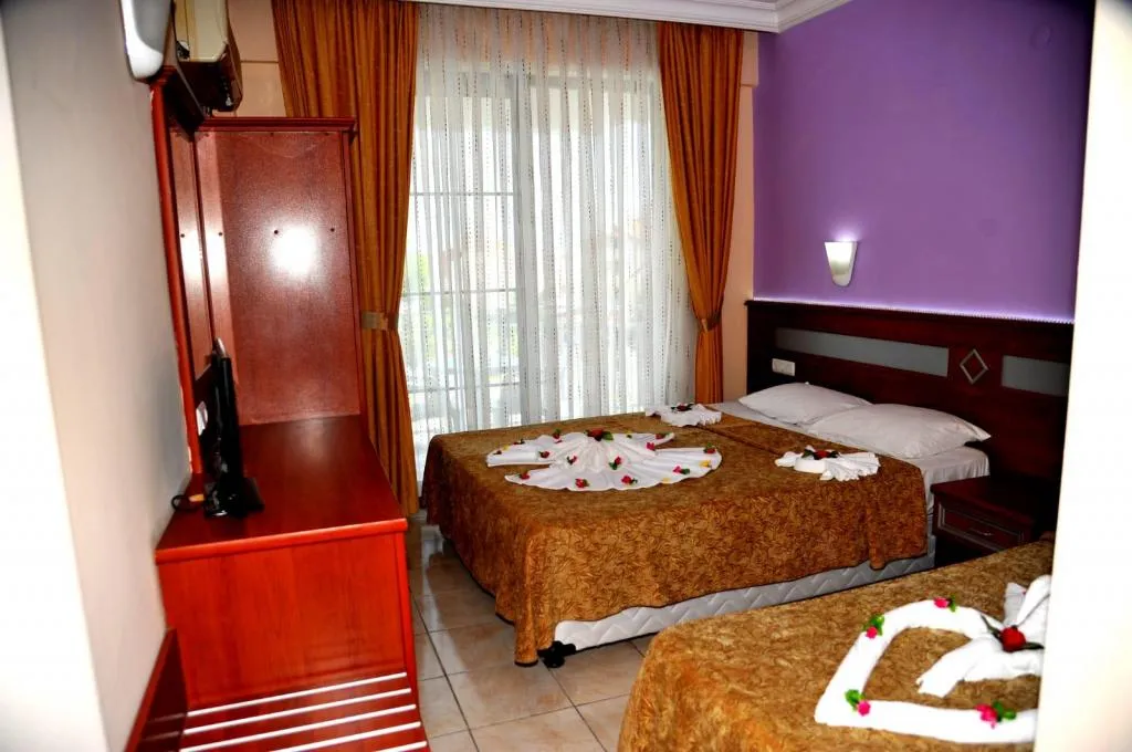 STANDART 3 KİŞİLİK ODA