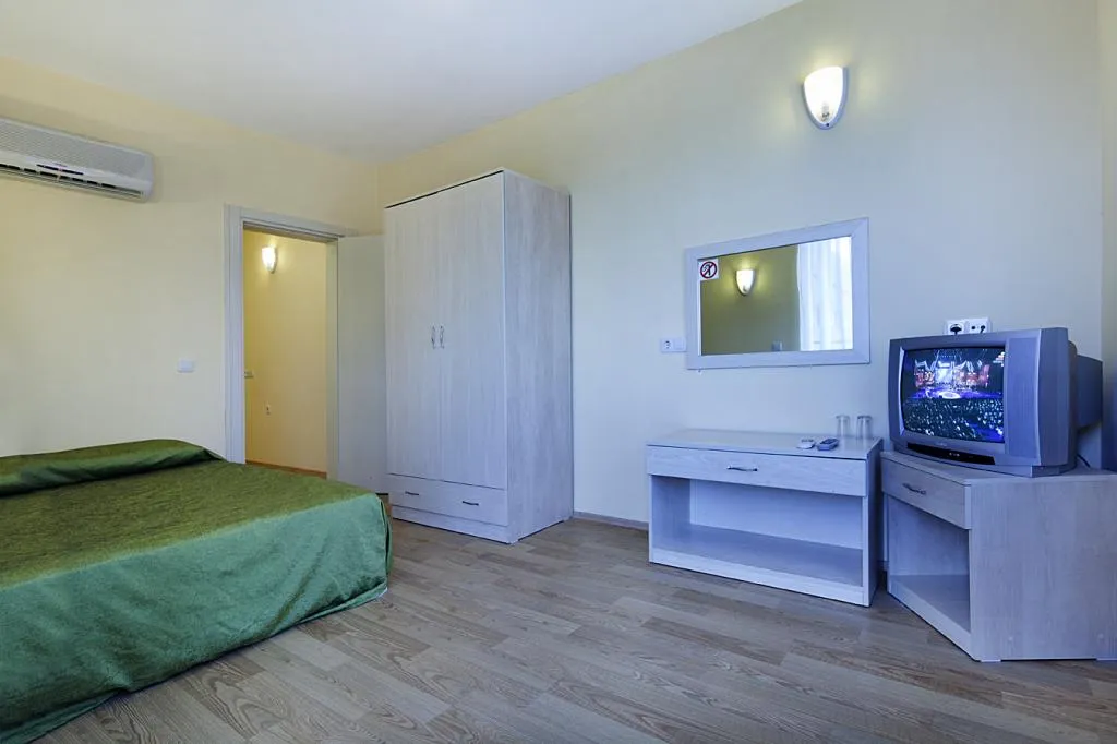 Standart Oda,Bahçe Manzaralı,Balkonlu