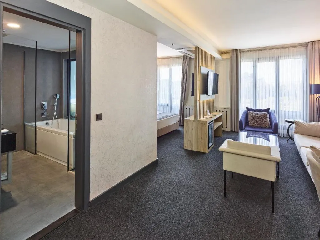 Suite,Park Manzaralı