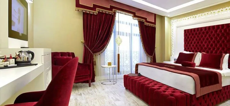 Triple,Şehir Manzaralı
