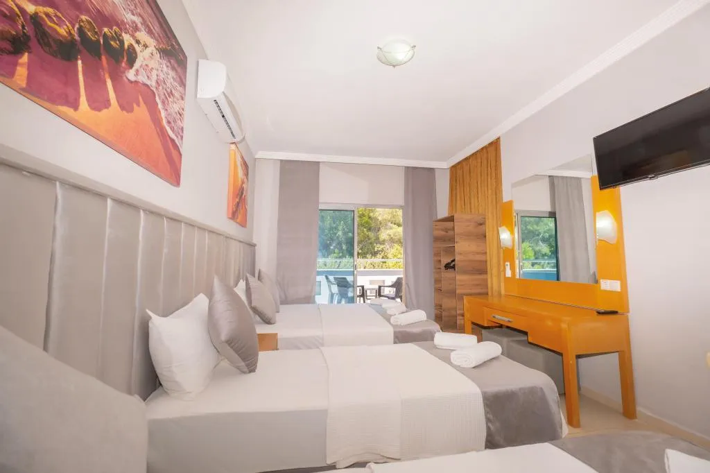 Deluxe Quadruple Room,Şehir veya Dağ Manzaralı,Balkonlu