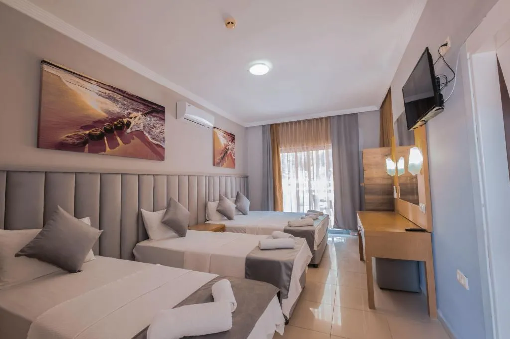 Deluxe Quadruple Room,Şehir veya Dağ Manzaralı,Balkonlu