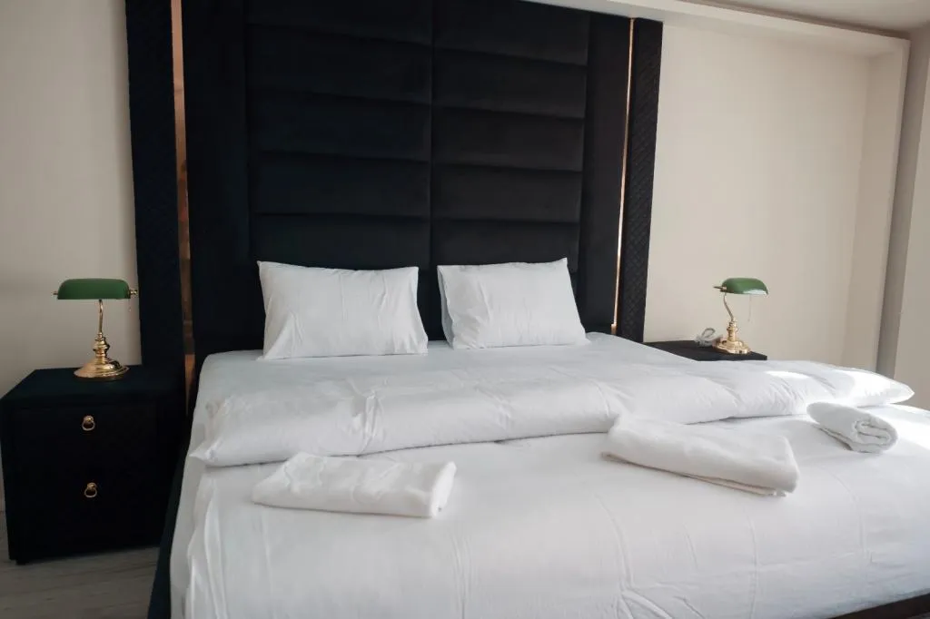 Suite,Şehir Manzaralı,Fransız Balkonlu