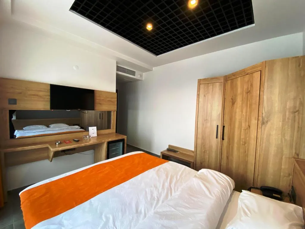 Deluxe Oda Balkonlu,Sokak Manzaralı,Balkonlu