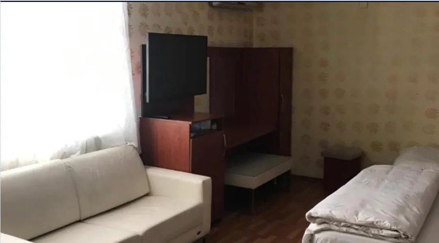 Çift Kişilik,Şehir Manzaralı