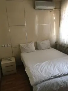 Hotel Azer