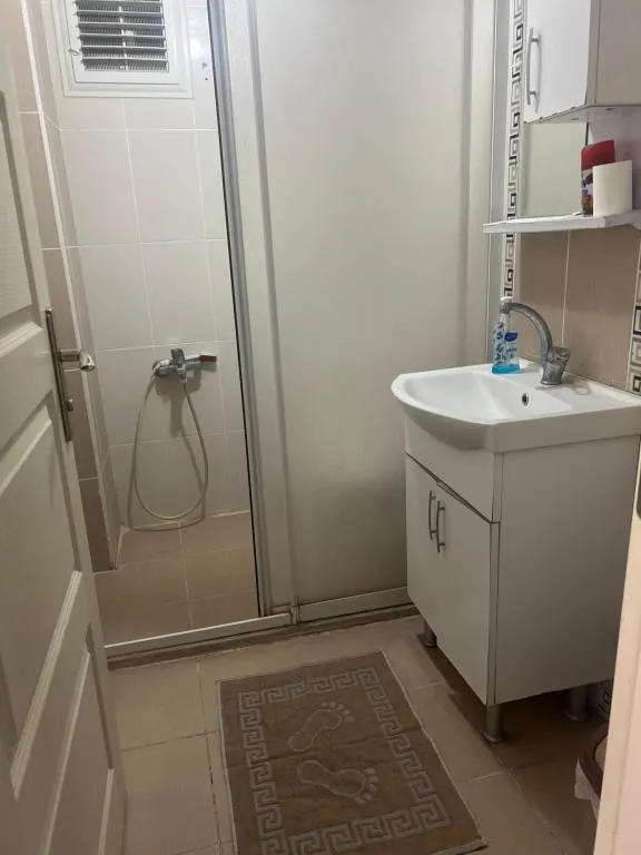 APART DAİRE 3 KİŞİLİK