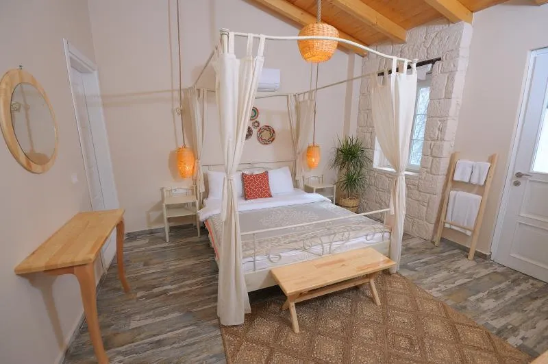 Deluxe Oda Balkonlu,Kara Manzaralı,Balkonlu