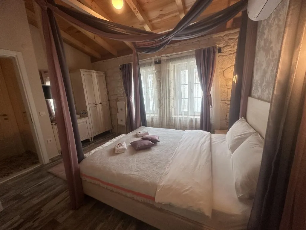 Romantik Deluxe Oda,Sokak Manzaralı,Balayı