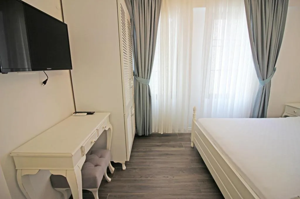 Standart Oda,Sokak Manzaralı