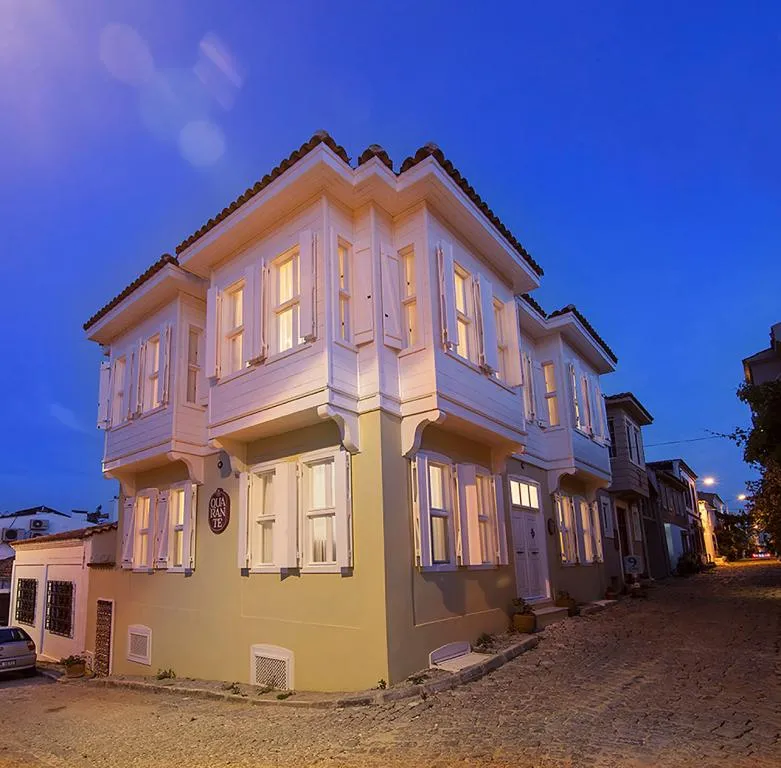 3 kişilik oda