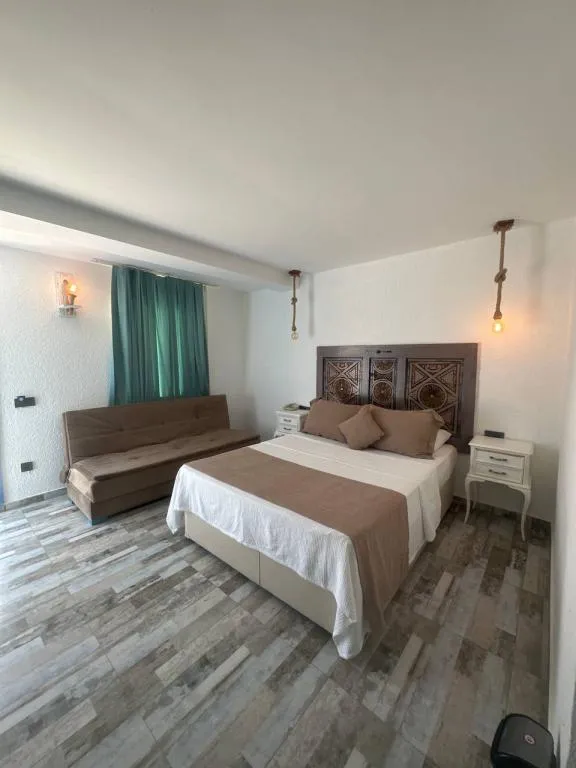 Standart Oda,Bahçe Manzaralı,Balkonsuz