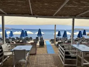 Mausolos Arsen Beach