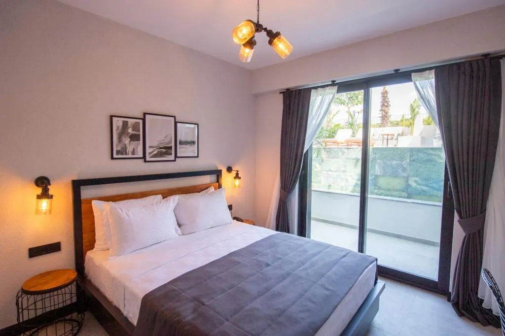 Deluxe Bahçe,Bahçe Manzaralı,Balkonsuz