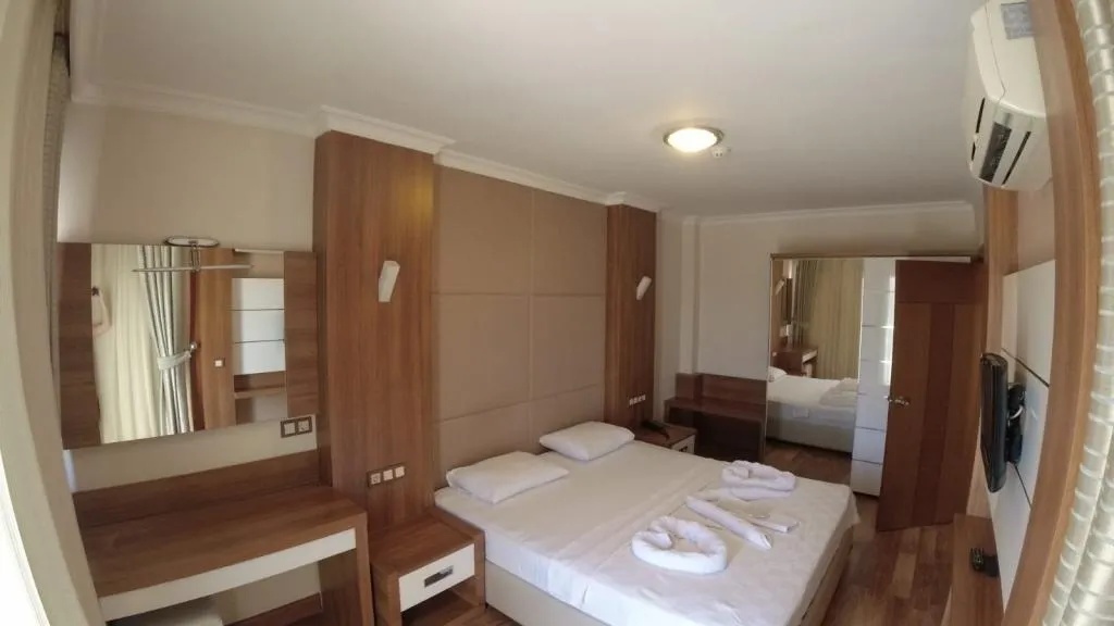 1+1 Suite,Kara veya Havuz Manzaralı