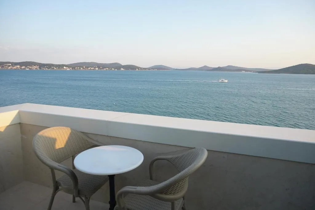 Çatı Katı Standart Oda,Deniz Manzaralı