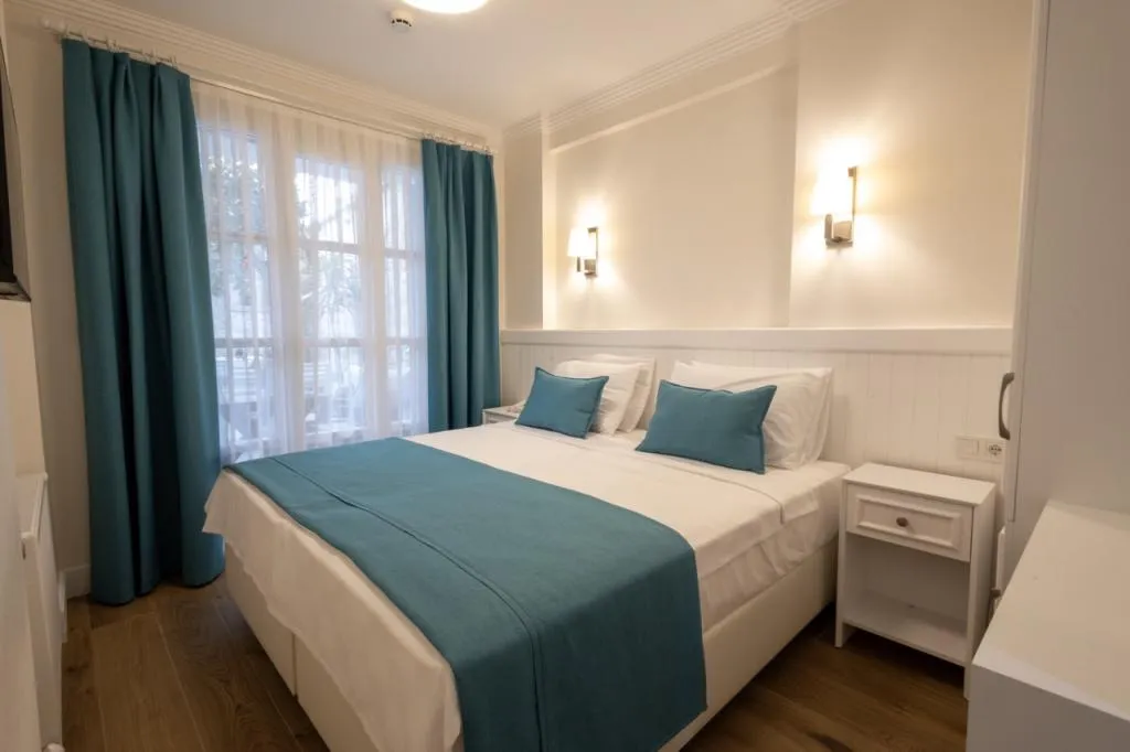 Deluxe Oda,Bahçe Manzaralı,Giriş Katı