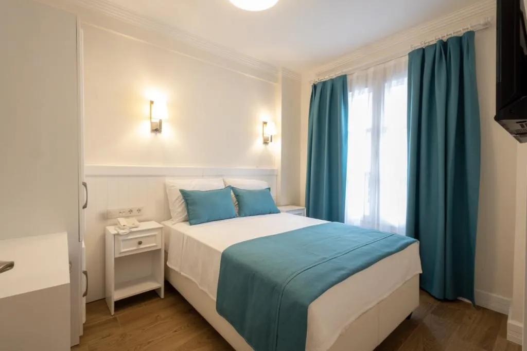 Standart Oda,Sokak Manzaralı,Giriş Katı