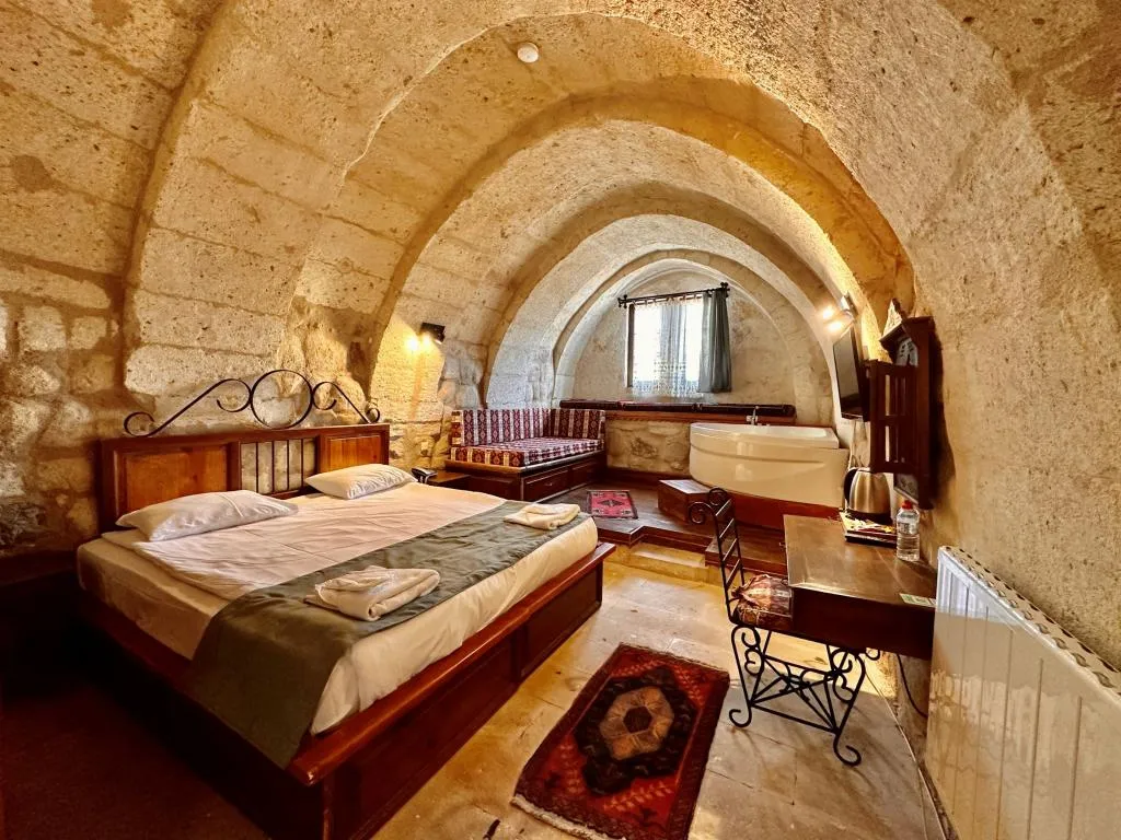 Executive Suite,Jakuzili