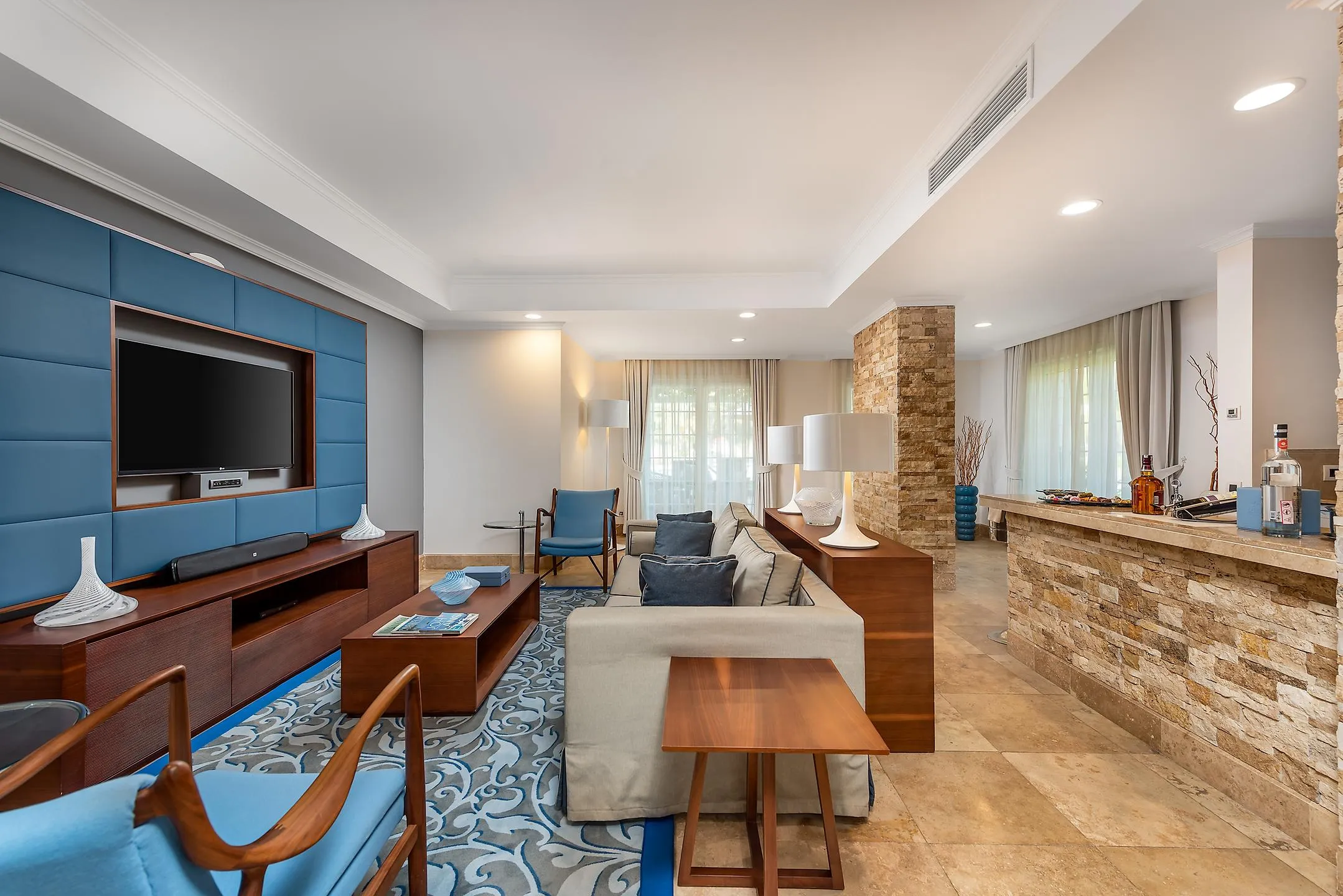 Azure Villa Salon