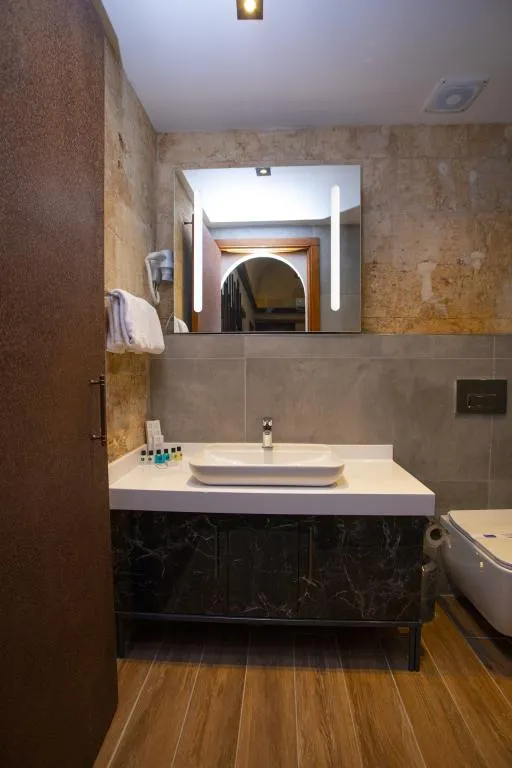 Deluxe Room,Avlu Manzaralı