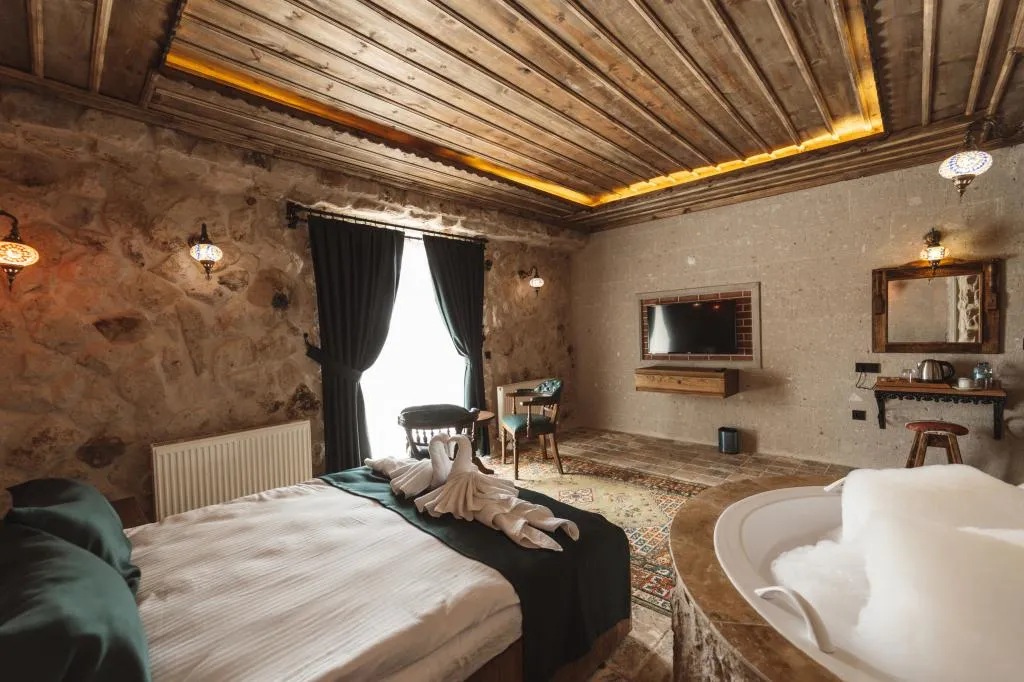Superior Suite,Jakuzili