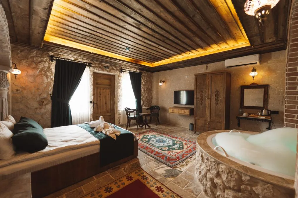 Superior Suite,Jakuzili