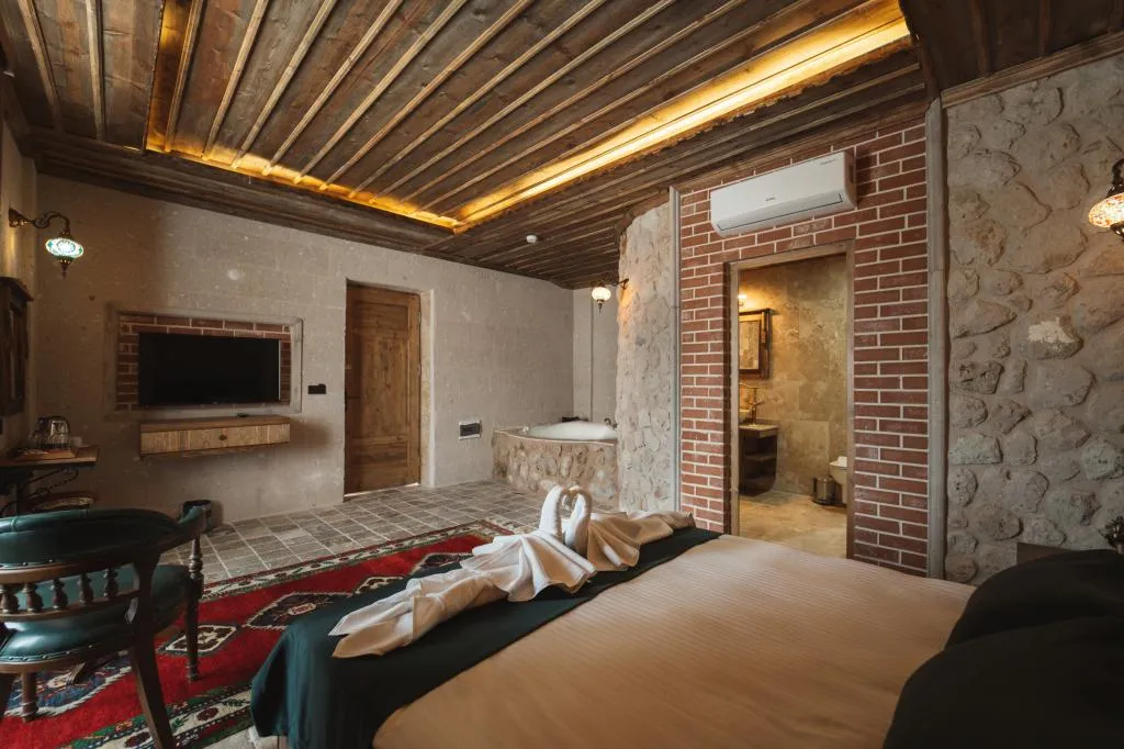 Superior Suite,Jakuzili