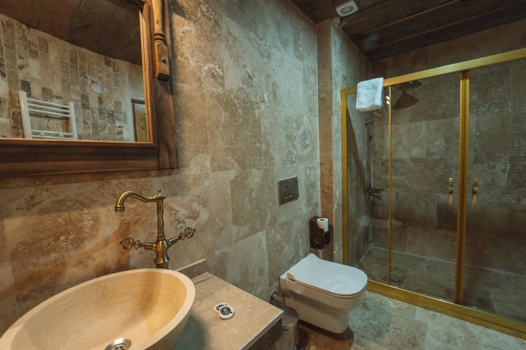 Superior Suite,Jakuzili
