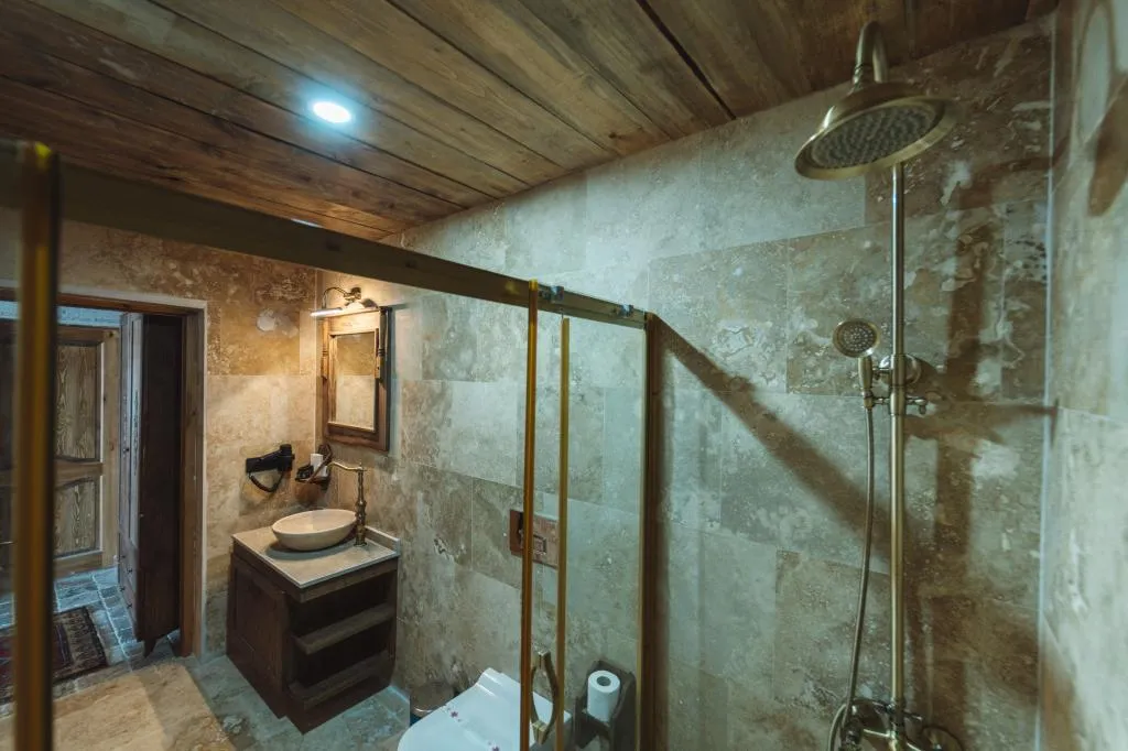 Superior Suite,Jakuzili