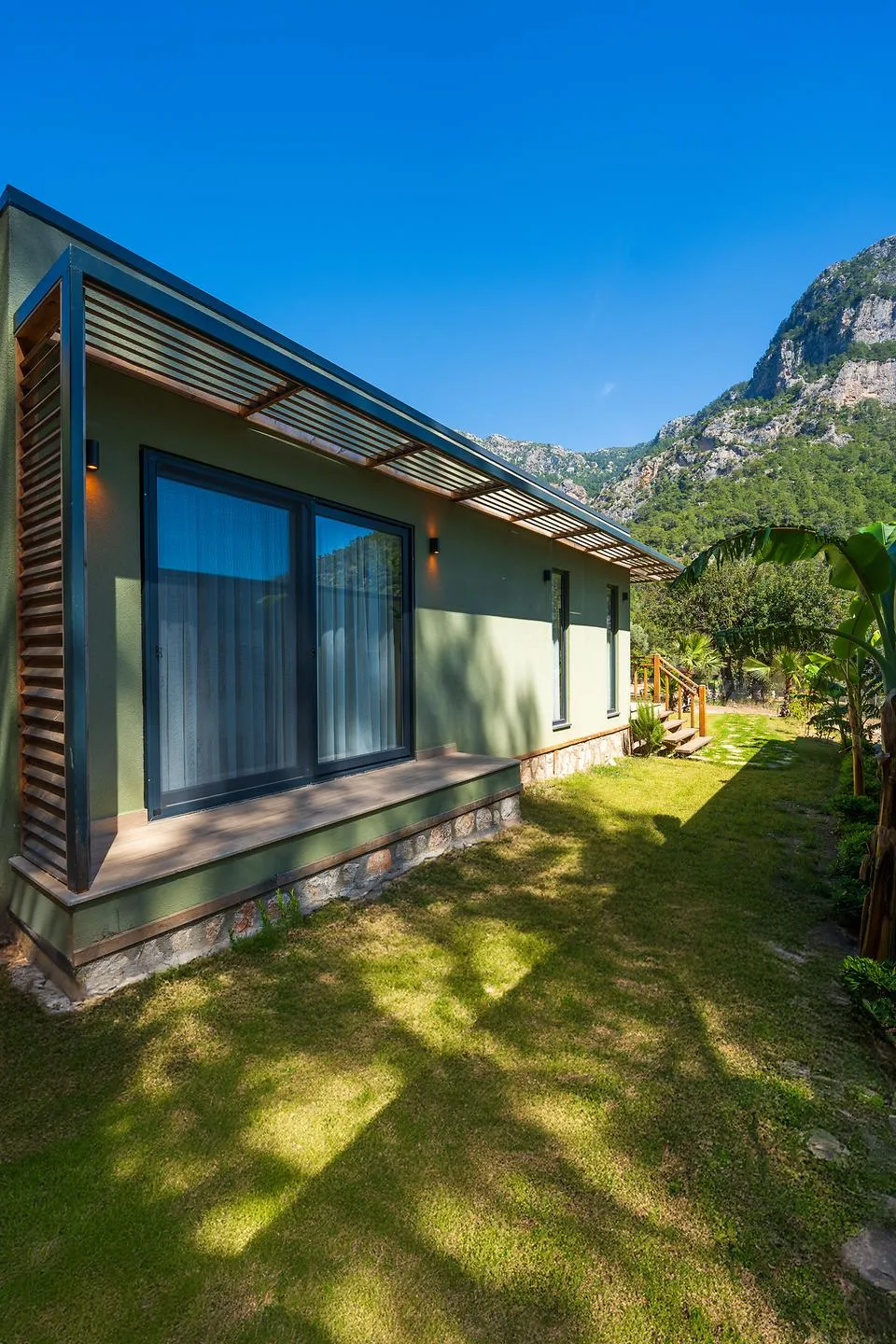 Palm Suites