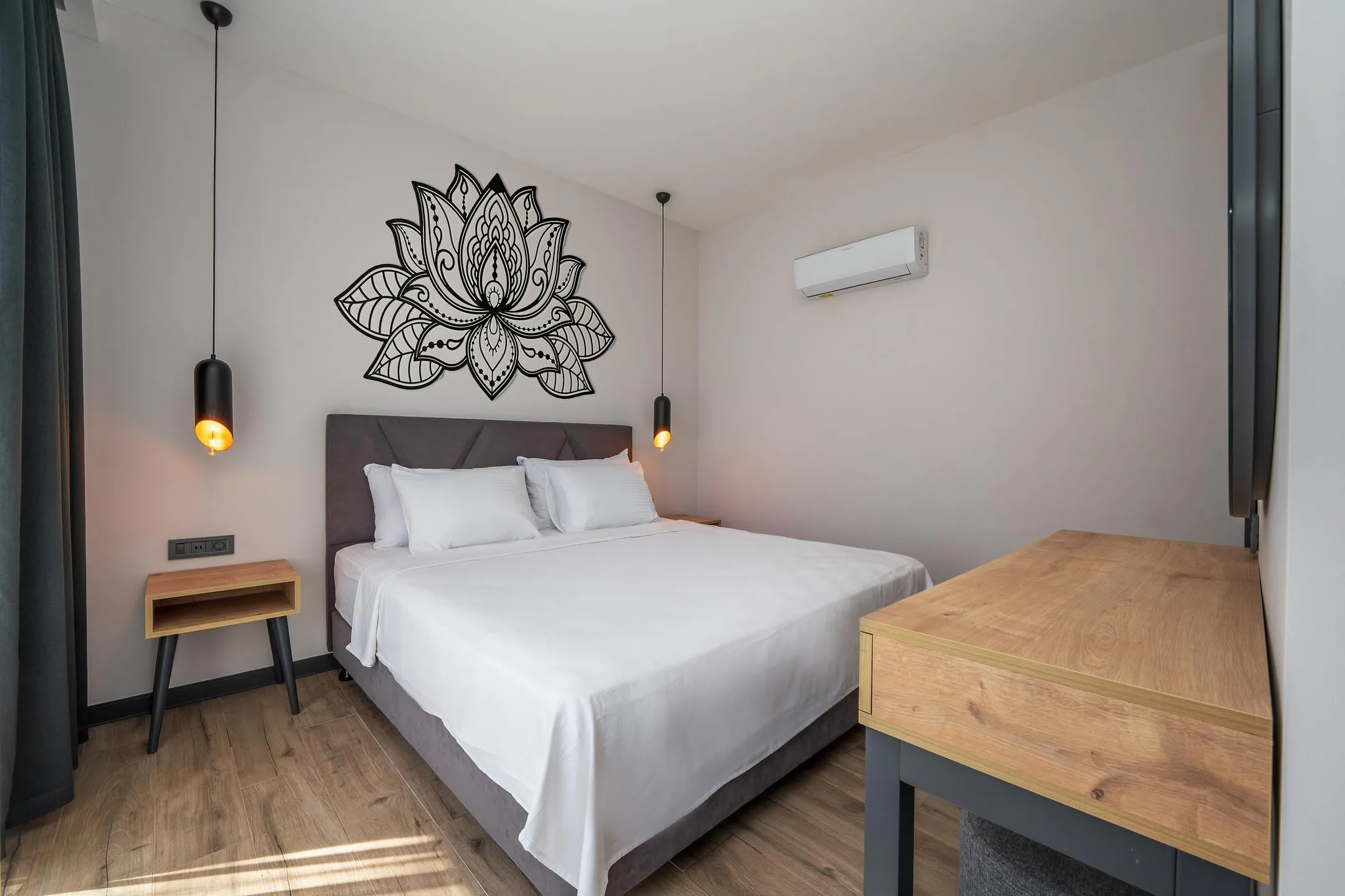 Palm Suites