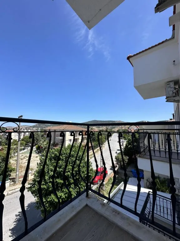 1 + 1 Daire,Bahçe veya Sokak Manzaralı