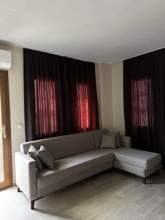 1 + 1 Daire,Bahçe veya Sokak Manzaralı